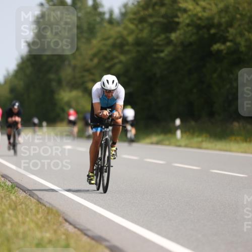 22.06.2025 - Viking Triathlon Yannick Fuchs http://msf.ph/oto/8094883 22.06.2025 11:20:13 Radfahren 38, 113, 136, 158, 399, 416, 461, 554 meine-sportfotos.de