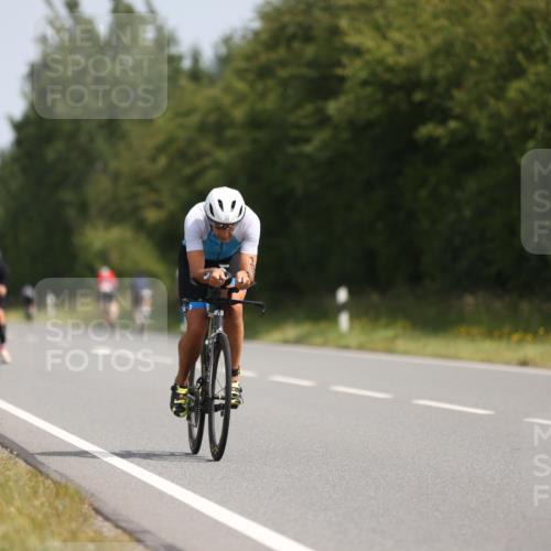 22.06.2025 - Viking Triathlon Yannick Fuchs http://msf.ph/oto/8094888 22.06.2025 11:20:13 Radfahren 38, 113, 136, 158, 399, 416, 461, 554 meine-sportfotos.de