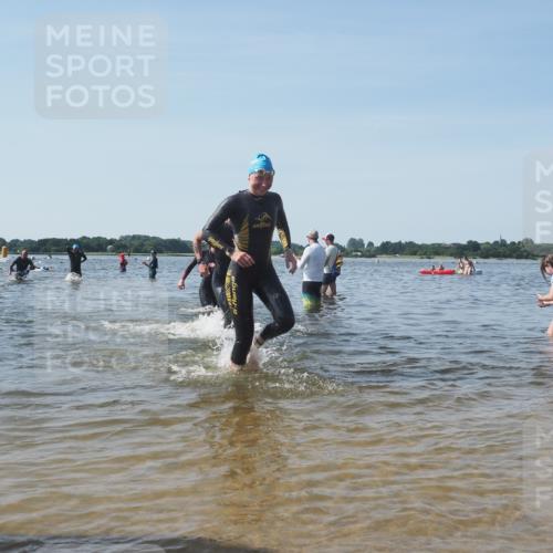 22.06.2025 - Viking Triathlon KatJ http://msf.ph/oto/8094946 22.06.2025 10:30:12 Schwimmen 132, 175, 203, 374, 381, 491, 626, 643 meine-sportfotos.de