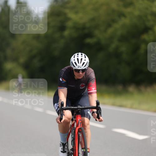 22.06.2025 - Viking Triathlon Yannick Fuchs http://msf.ph/oto/8094962 22.06.2025 11:57:15 Radfahren 282, 348, 476, 557 meine-sportfotos.de