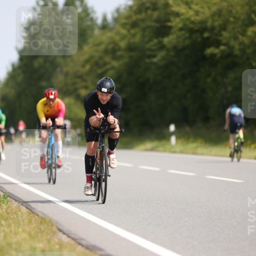 22.06.2025 - Viking Triathlon Yannick Fuchs http://msf.ph/oto/8094964 22.06.2025 11:20:17 Radfahren 38, 113, 158, 554 meine-sportfotos.de