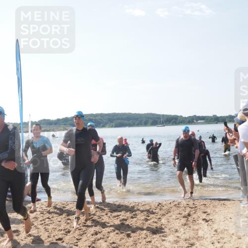 22.06.2025 - Viking Triathlon MichiJ http://msf.ph/oto/8095021 22.06.2025 10:40:41 Schwimmen 44, 59, 228, 235, 239, 266, 275, 291, 325, 361, 462, 514, 530, 556, 644, 655, 657 meine-sportfotos.de