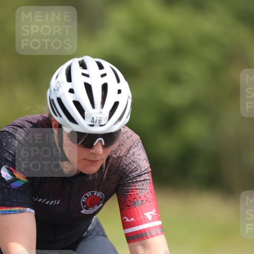 22.06.2025 - Viking Triathlon Yannick Fuchs http://msf.ph/oto/8095032 22.06.2025 11:57:16 Radfahren 282, 330, 348, 476, 557 meine-sportfotos.de