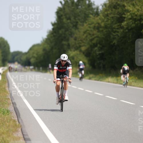 22.06.2025 - Viking Triathlon Yannick Fuchs http://msf.ph/oto/8095042 22.06.2025 11:57:24 Radfahren 1, 330, 455 meine-sportfotos.de
