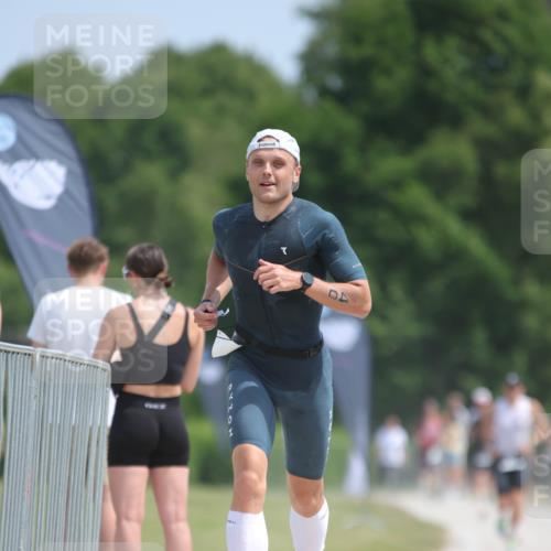 22.06.2025 - Viking Triathlon H.Heesch http://msf.ph/oto/8095055 22.06.2025 13:05:44 Laufen 40, 146 meine-sportfotos.de