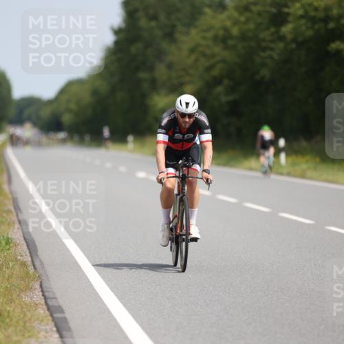 22.06.2025 - Viking Triathlon Yannick Fuchs http://msf.ph/oto/8095063 22.06.2025 11:57:25 Radfahren 1, 71, 330, 455 meine-sportfotos.de
