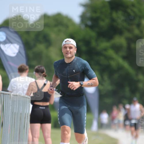 22.06.2025 - Viking Triathlon H.Heesch http://msf.ph/oto/8095064 22.06.2025 13:05:45 Laufen 40, 146 meine-sportfotos.de