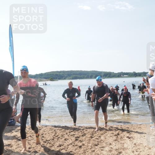 22.06.2025 - Viking Triathlon MichiJ http://msf.ph/oto/8095067 22.06.2025 10:40:42 Schwimmen 44, 59, 228, 235, 239, 266, 275, 291, 325, 361, 397, 462, 514, 530, 556, 644, 655, 657 meine-sportfotos.de