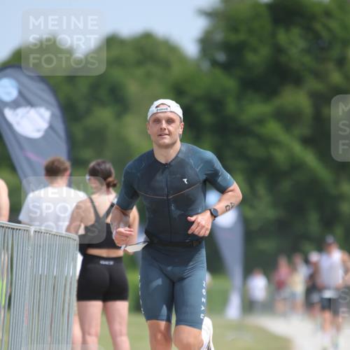 22.06.2025 - Viking Triathlon H.Heesch http://msf.ph/oto/8095073 22.06.2025 13:05:45 Laufen 40, 146 meine-sportfotos.de