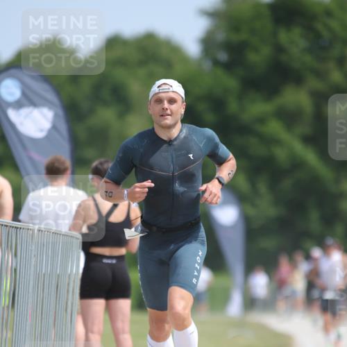 22.06.2025 - Viking Triathlon H.Heesch http://msf.ph/oto/8095080 22.06.2025 13:05:45 Laufen 40, 146 meine-sportfotos.de