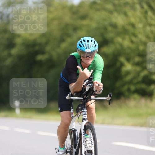 22.06.2025 - Viking Triathlon Yannick Fuchs http://msf.ph/oto/8095085 22.06.2025 11:20:22 Radfahren 38, 106, 113, 554, 608, 628 meine-sportfotos.de