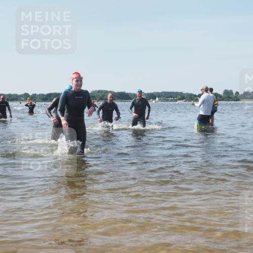 22.06.2025 - Viking Triathlon KatJ http://msf.ph/oto/8095088 22.06.2025 10:30:20 Schwimmen 132, 381, 393, 491, 626, 643 meine-sportfotos.de