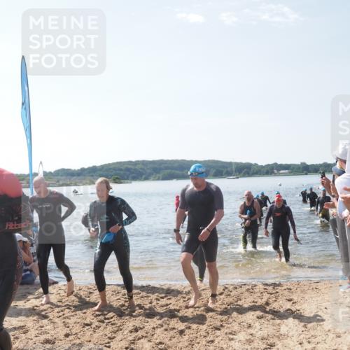 22.06.2025 - Viking Triathlon MichiJ http://msf.ph/oto/8095095 22.06.2025 10:40:43 Schwimmen 44, 59, 235, 239, 266, 275, 325, 361, 397, 462, 514, 530, 556, 644, 655, 657 meine-sportfotos.de