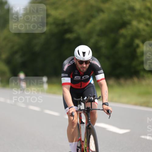 22.06.2025 - Viking Triathlon Yannick Fuchs http://msf.ph/oto/8095124 22.06.2025 11:57:26 Radfahren 1, 71, 330, 455 meine-sportfotos.de