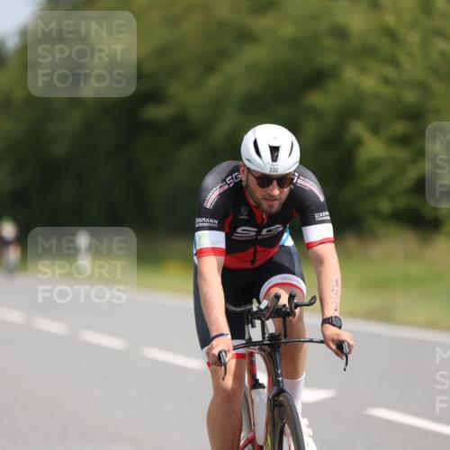 22.06.2025 - Viking Triathlon Yannick Fuchs http://msf.ph/oto/8095136 22.06.2025 11:57:26 Radfahren 1, 71, 330, 455 meine-sportfotos.de