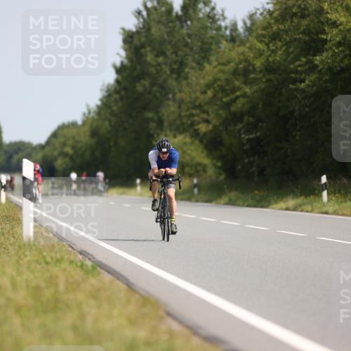 22.06.2025 - Viking Triathlon Yannick Fuchs http://msf.ph/oto/8095145 22.06.2025 11:20:26 Radfahren 106, 113, 608, 628, 631, 654 meine-sportfotos.de