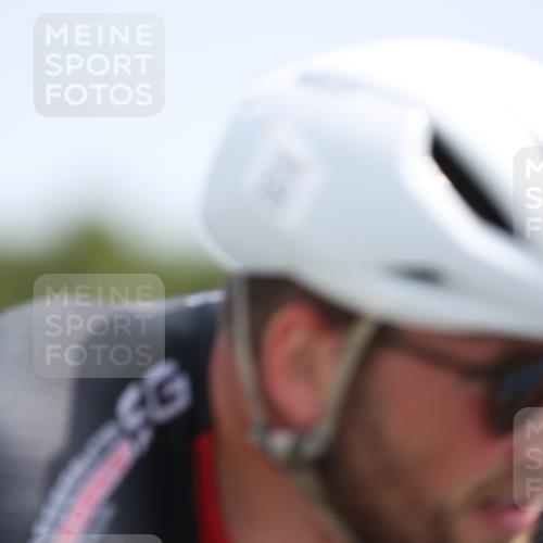 22.06.2025 - Viking Triathlon Yannick Fuchs http://msf.ph/oto/8095199 22.06.2025 11:57:27 Radfahren 1, 71, 330, 455 meine-sportfotos.de