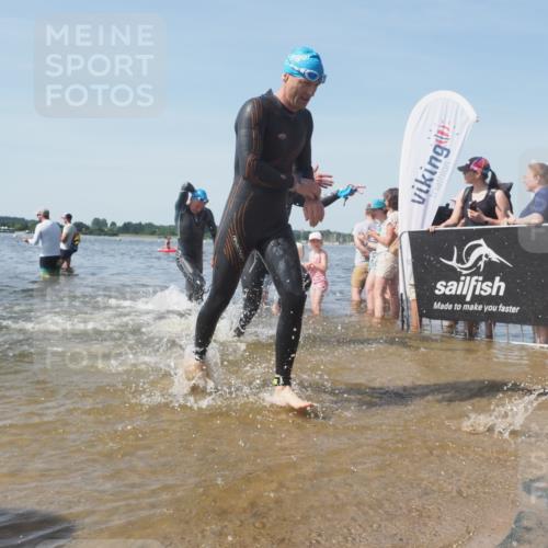 22.06.2025 - Viking Triathlon KatJ http://msf.ph/oto/8095201 22.06.2025 10:30:24 Schwimmen 132, 381, 393, 491, 551, 626, 643 meine-sportfotos.de