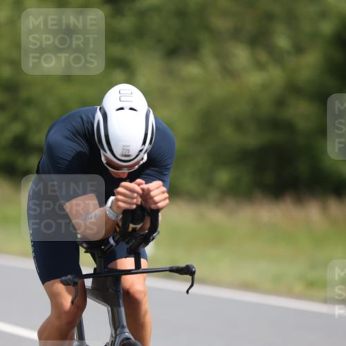 22.06.2025 - Viking Triathlon Yannick Fuchs http://msf.ph/oto/8095233 22.06.2025 11:57:52 Radfahren 5, 219, 229, 242, 271, 284, 294, 328, 486 meine-sportfotos.de