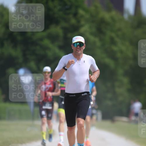 22.06.2025 - Viking Triathlon H.Heesch http://msf.ph/oto/8095289 22.06.2025 13:06:14 Laufen 209, 448, 506 meine-sportfotos.de