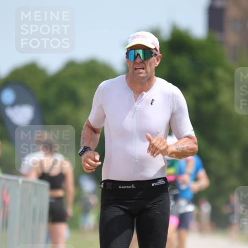22.06.2025 - Viking Triathlon H.Heesch http://msf.ph/oto/8095296 22.06.2025 13:06:17 Laufen 209, 448, 506 meine-sportfotos.de