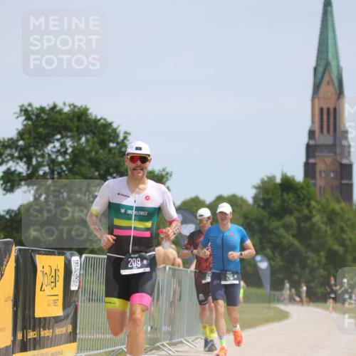 22.06.2025 - Viking Triathlon H.Heesch http://msf.ph/oto/8095327 22.06.2025 13:06:21 Laufen 209, 216, 428, 448, 506 meine-sportfotos.de