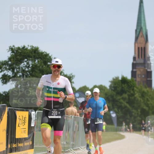 22.06.2025 - Viking Triathlon H.Heesch http://msf.ph/oto/8095335 22.06.2025 13:06:21 Laufen 209, 216, 428, 448, 506 meine-sportfotos.de