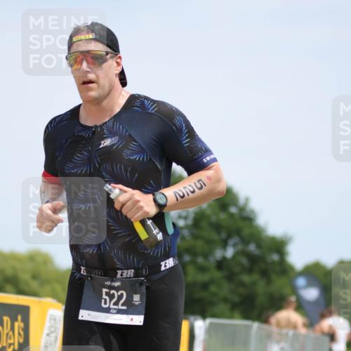 22.06.2025 - Viking Triathlon H.Heesch http://msf.ph/oto/8095362 22.06.2025 13:06:46 Laufen 438, 522 meine-sportfotos.de