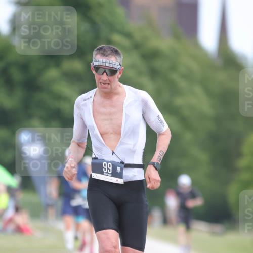 22.06.2025 - Viking Triathlon H.Heesch http://msf.ph/oto/8095394 22.06.2025 13:24:22 Laufen 99, 341 meine-sportfotos.de
