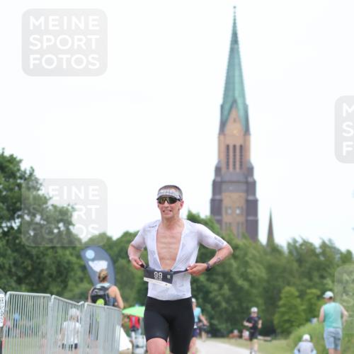 22.06.2025 - Viking Triathlon H.Heesch http://msf.ph/oto/8095403 22.06.2025 13:24:24 Laufen 99, 341 meine-sportfotos.de