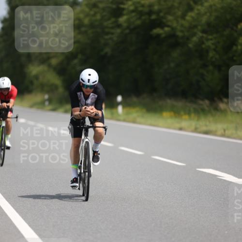 22.06.2025 - Viking Triathlon Yannick Fuchs http://msf.ph/oto/8095432 22.06.2025 11:57:58 Radfahren 5, 219, 271, 284, 294, 343, 429, 486 meine-sportfotos.de