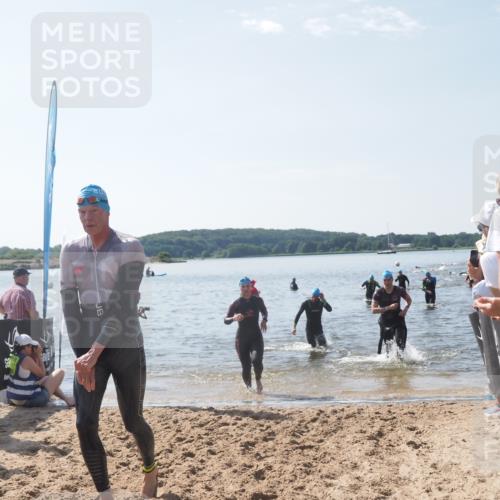 22.06.2025 - Viking Triathlon MichiJ http://msf.ph/oto/8095480 22.06.2025 10:40:57 Schwimmen 59, 153, 389, 397, 496, 530 meine-sportfotos.de
