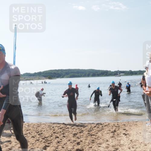 22.06.2025 - Viking Triathlon MichiJ http://msf.ph/oto/8095502 22.06.2025 10:40:58 Schwimmen 59, 153, 389, 397, 496, 530 meine-sportfotos.de