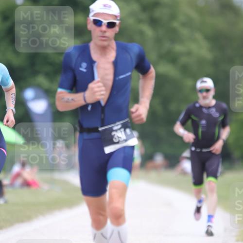 22.06.2025 - Viking Triathlon H.Heesch http://msf.ph/oto/8095512 22.06.2025 13:24:31 Laufen 375, 397, 495 meine-sportfotos.de