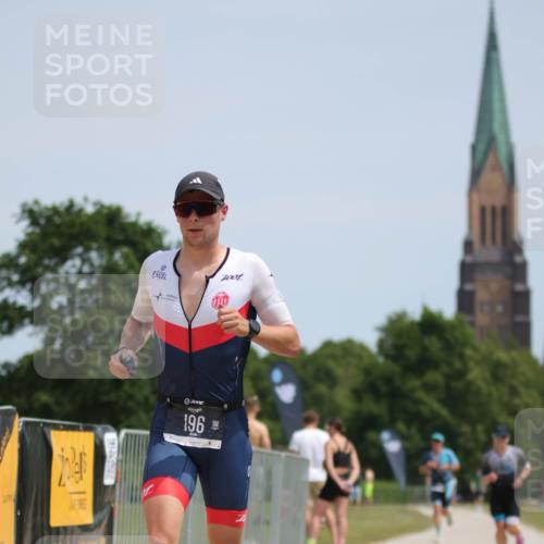 22.06.2025 - Viking Triathlon H.Heesch http://msf.ph/oto/8095539 22.06.2025 13:07:38 Laufen 12, 196 meine-sportfotos.de