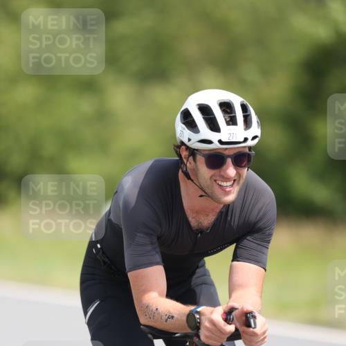 22.06.2025 - Viking Triathlon Yannick Fuchs http://msf.ph/oto/8095543 22.06.2025 11:58:02 Radfahren 5, 216, 219, 271, 284, 343, 429 meine-sportfotos.de