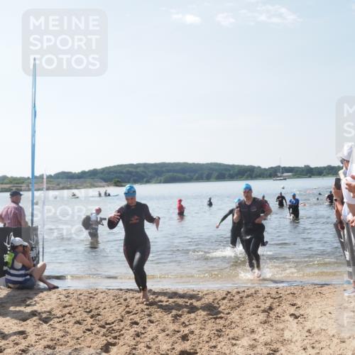 22.06.2025 - Viking Triathlon MichiJ http://msf.ph/oto/8095548 22.06.2025 10:40:58 Schwimmen 59, 153, 389, 397, 496, 530 meine-sportfotos.de