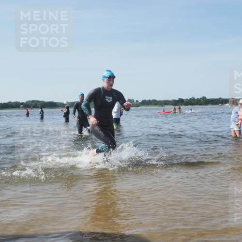22.06.2025 - Viking Triathlon KatJ http://msf.ph/oto/8095552 22.06.2025 10:30:39 Schwimmen 13, 188, 393, 444, 551, 630, 651 meine-sportfotos.de
