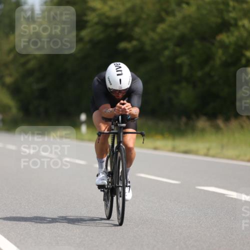 22.06.2025 - Viking Triathlon Yannick Fuchs http://msf.ph/oto/8095595 22.06.2025 11:20:56 Radfahren 97, 292, 422, 524, 546 meine-sportfotos.de