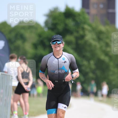 22.06.2025 - Viking Triathlon H.Heesch http://msf.ph/oto/8095602 22.06.2025 13:07:41 Laufen 12, 124, 196 meine-sportfotos.de