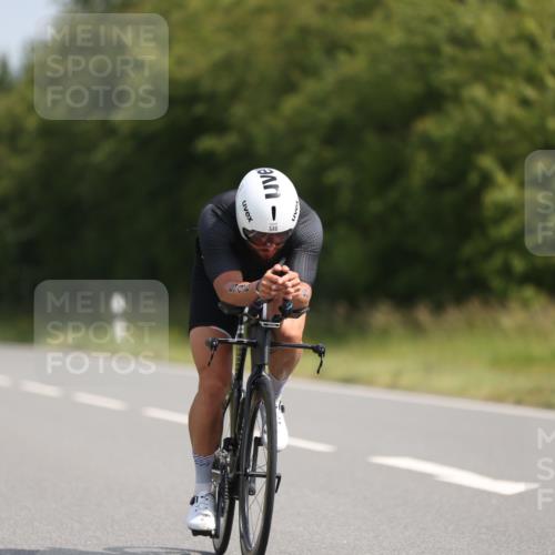 22.06.2025 - Viking Triathlon Yannick Fuchs http://msf.ph/oto/8095603 22.06.2025 11:20:56 Radfahren 97, 292, 422, 524, 546 meine-sportfotos.de
