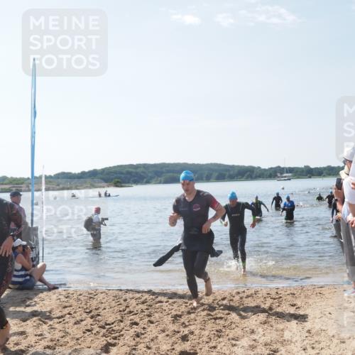 22.06.2025 - Viking Triathlon MichiJ http://msf.ph/oto/8095604 22.06.2025 10:41:00 Schwimmen 59, 153, 389, 397, 496, 530 meine-sportfotos.de