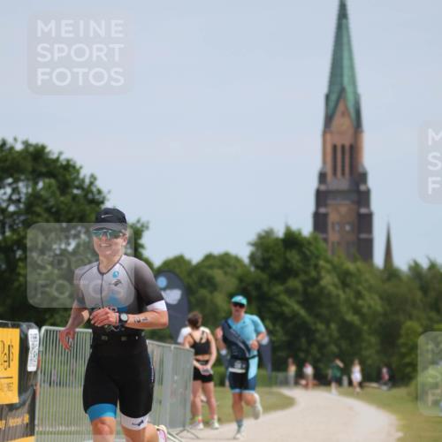 22.06.2025 - Viking Triathlon H.Heesch http://msf.ph/oto/8095616 22.06.2025 13:07:43 Laufen 12, 124, 196 meine-sportfotos.de