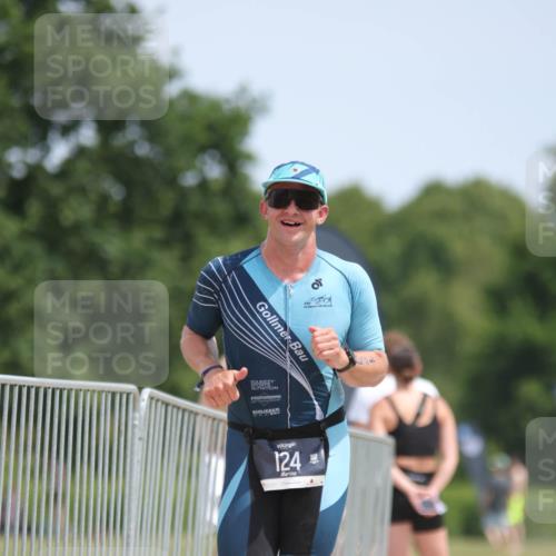 22.06.2025 - Viking Triathlon H.Heesch http://msf.ph/oto/8095639 22.06.2025 13:07:45 Laufen 12, 124 meine-sportfotos.de