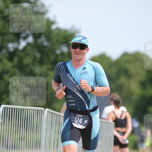 22.06.2025 - Viking Triathlon H.Heesch http://msf.ph/oto/8095642 22.06.2025 13:07:45 Laufen 12, 124 meine-sportfotos.de