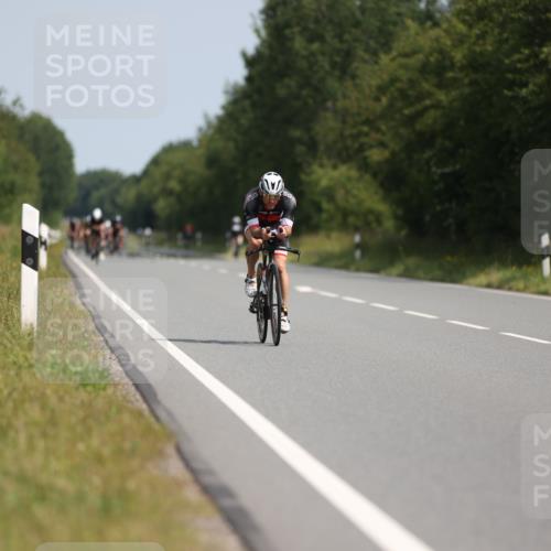 22.06.2025 - Viking Triathlon Yannick Fuchs http://msf.ph/oto/8095644 22.06.2025 11:20:58 Radfahren 97, 292, 422, 524, 546 meine-sportfotos.de