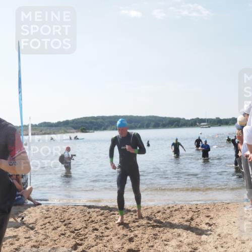 22.06.2025 - Viking Triathlon MichiJ http://msf.ph/oto/8095649 22.06.2025 10:41:02 Schwimmen 59, 153, 314, 389, 397, 496 meine-sportfotos.de