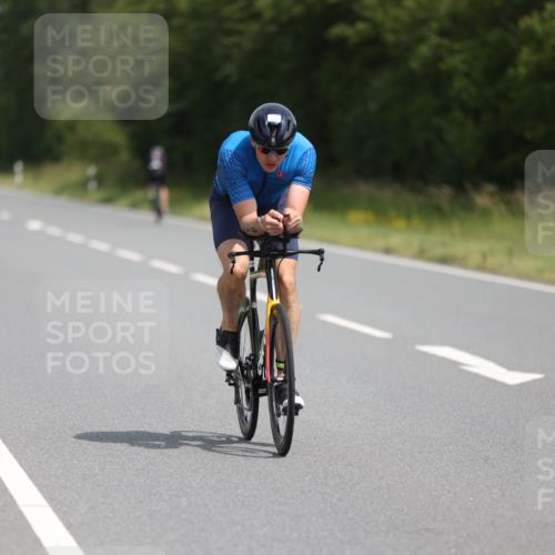 22.06.2025 - Viking Triathlon Yannick Fuchs http://msf.ph/oto/8095658 22.06.2025 11:58:11 Radfahren 216, 355 meine-sportfotos.de