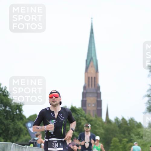 22.06.2025 - Viking Triathlon H.Heesch http://msf.ph/oto/8095663 22.06.2025 13:24:53 Laufen 61, 162, 189, 314, 358 meine-sportfotos.de