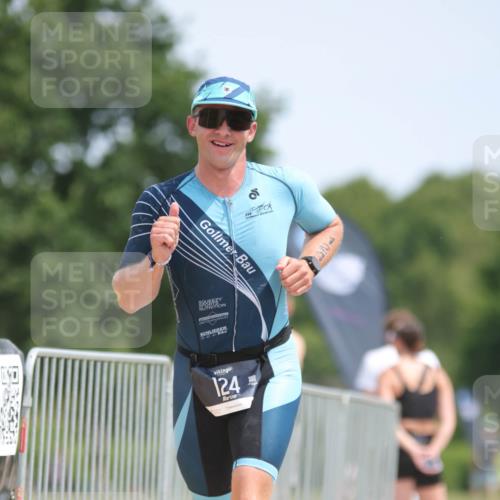 22.06.2025 - Viking Triathlon H.Heesch http://msf.ph/oto/8095666 22.06.2025 13:07:46 Laufen 12, 124 meine-sportfotos.de